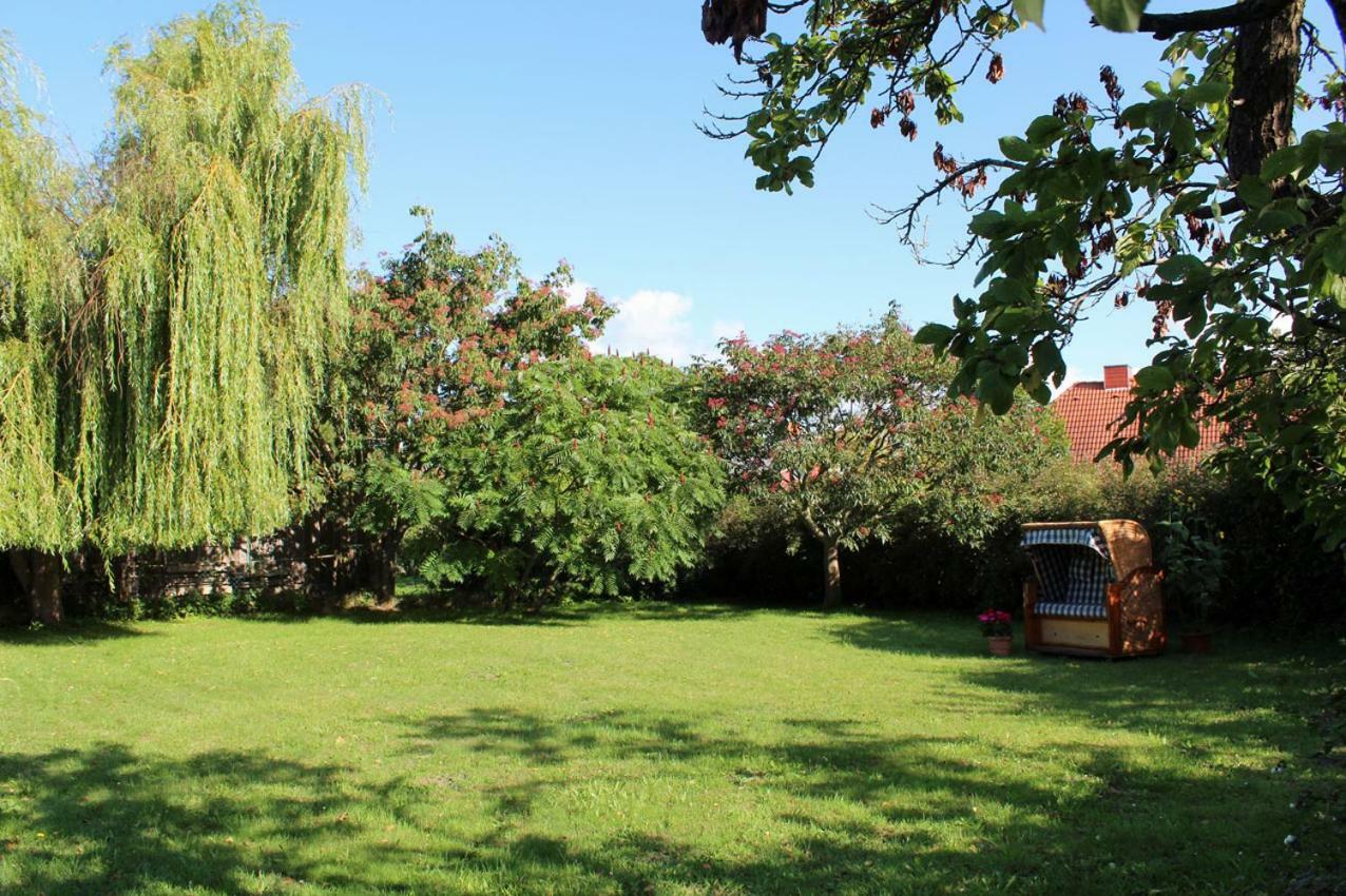 Zur Alten Boddenfischerei Ferienwohnung Zander Neuendorf Heide Luaran gambar